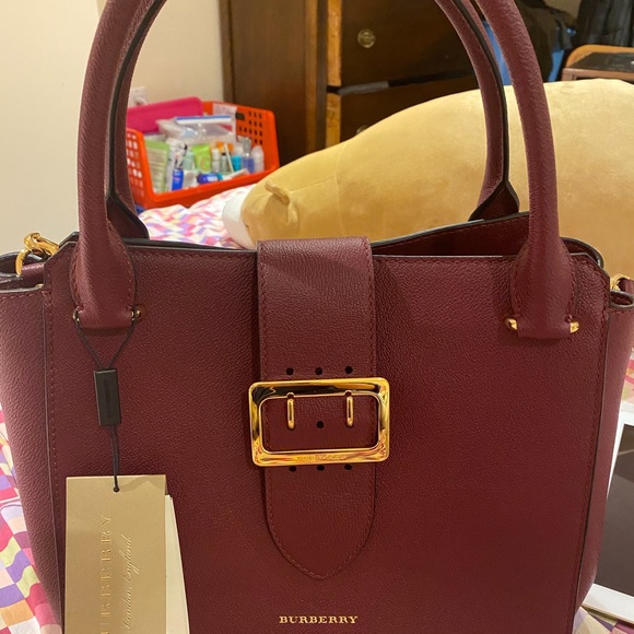 Burberry - Picture 7 of 10